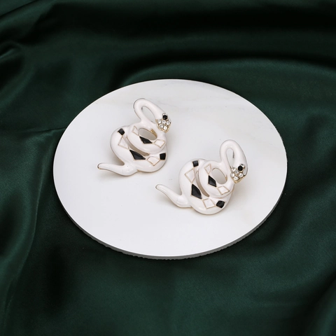 Snake Stud Earrings Alloy White Enamel Rhinestone Animal Geometric Bold Fashion Jewelry Women