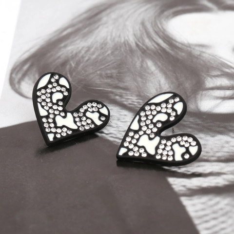 Herz Ohrstecker Mit Silber Ohrstecker Legierung Emaille Kuh Muster Strass Retro Mode Für Damen