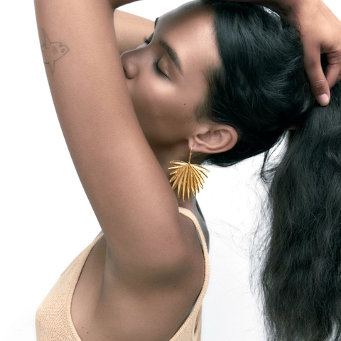 Oversized Matte Gold Palm Leaf Dangle Earrings Zinc Alloy Tropical Fan Leaf Vintage Bohemian Style Jewelry For Women