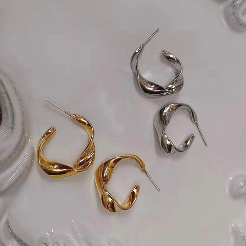 Gedrehte Geometrische Ohrstecker Echt Vergoldetes Kupfer Mit 925er Sterling Silber Ohrstecker Minimalistisch Für Damen