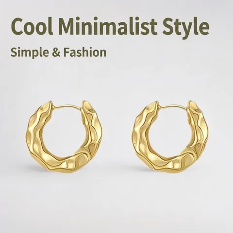 Minimalistische Kupfer Huggie Creolen Unregelmäßige Lava Textur Gehämmert Geometrischer Schmuck Damen