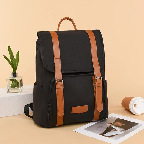 Sac à Dos Femme en Nylon Mode Grande Capacité Bloc de Couleur Hydrofuge Sac d'École Voyage Décontracté Sac à Bandoulière Style Collège Rétro