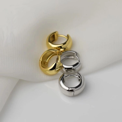 Minimalist Thick Hoop Earrings 18K Gold Plated Brass Wide Surface Huggie Geometric Jewelry For Women