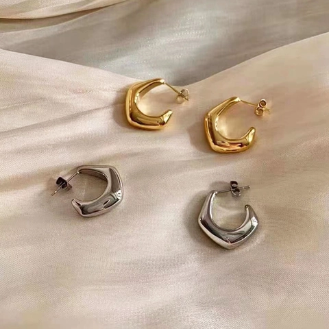 Pendientes De Aro Geométricos Retorcidos Minimalistas Cobre Chapado En Oro De 18K En Forma De C Joyería De Moda Mujer