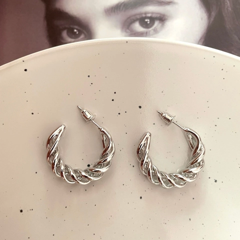 Orecchini A Cerchio Intrecciati Rame Placcato Oro 18K Con Perni In Argento Sterling 925 Design Minimalista A Forma Di C Da Donna