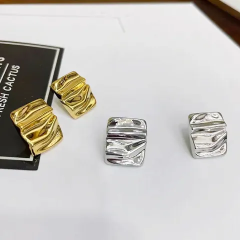 Vierkante Oorknopjes Vintage Getextureerd Vloeibaar Metaal Minimalistische Geometrische Sieraden Dames