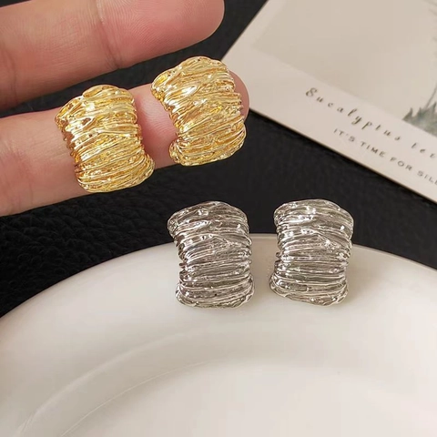Orecchini A Lobo In Rame A Forma Di C Con Perno In Argento Texture Pieghettata Gioielli In Metallo Retrò Donna