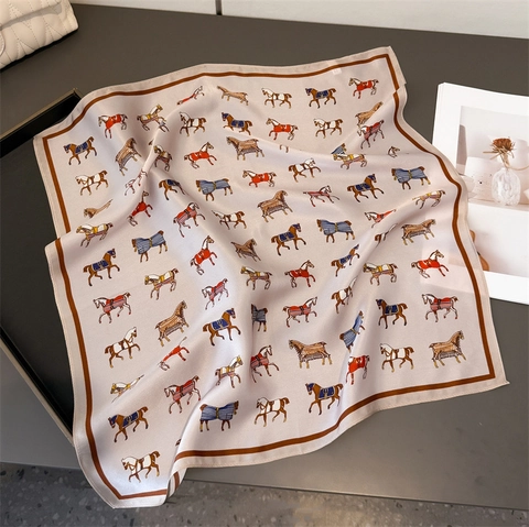 Carré De Satin Pur Élégant Foulard Imprimé Cheval Bandana Mode Style Rétro Enveloppement De Tête Femmes