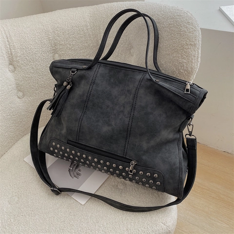 Große Damen Tote Tasche Matte PU Leder Nieten Quasten Vintage Schultertasche Multifunktionale Umhängetasche