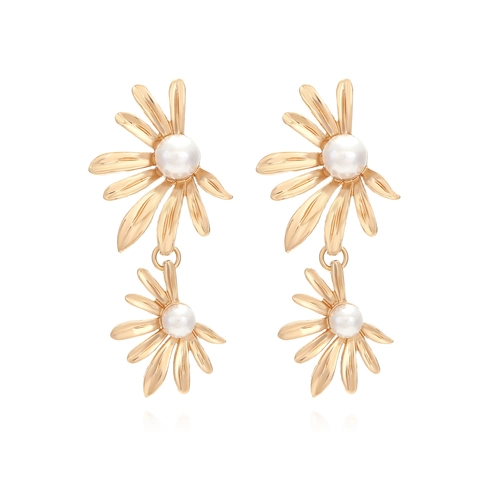 Vintage Gold Alloy Daisy Flower Drop Earrings With Faux Artificial Pearls Elegant Floral Dangle Jewelry For Women
