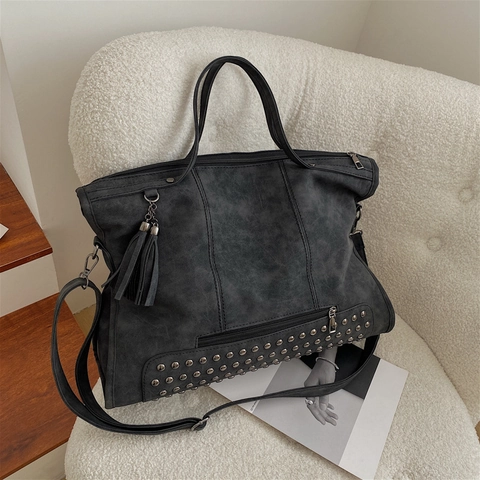 Große Damen Tote Tasche Matte PU Leder Nieten Quasten Vintage Schultertasche Multifunktionale Umhängetasche