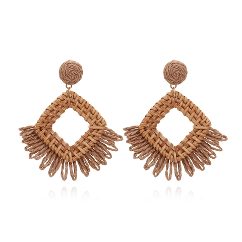 Bohemian Handmade Woven Raffia Drop Earrings Geometric Square Straw Tassel Fringe Summer Beach Vacation Jewelry For Women