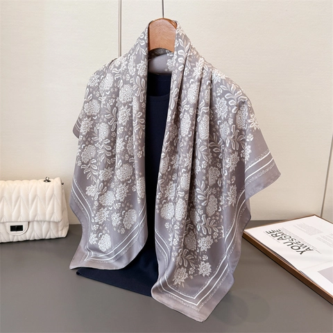 Sciarpa Quadrata Con Stampa Floreale Retrò Elegante Scialle In Simil Raso Foulard Vintage Versatile Per Donna Accessorio Moda