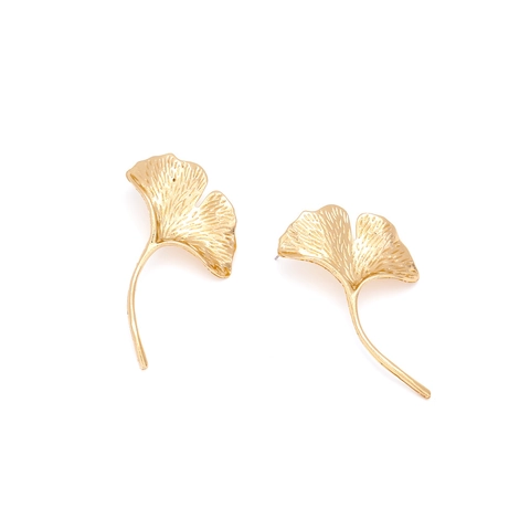Retro Ginkgo Leaf Drop Earrings Gold Plated Metal Minimalist Vintage Botanical Jewelry For Women Elegant