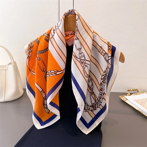 Carré De Satin Élégant Satin Polyester Imprimé Chaîne Motif À Chevrons Rétro Vintage Français Foulard Pour Femmes
