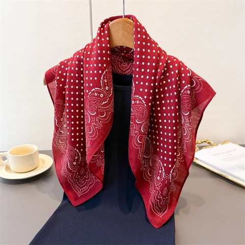 Vintage Polka Dot En Paisley Print Vierkante Sjaal Satijnzacht Polyester Nek Bandana Voor Dames Elegante Hoofddoek