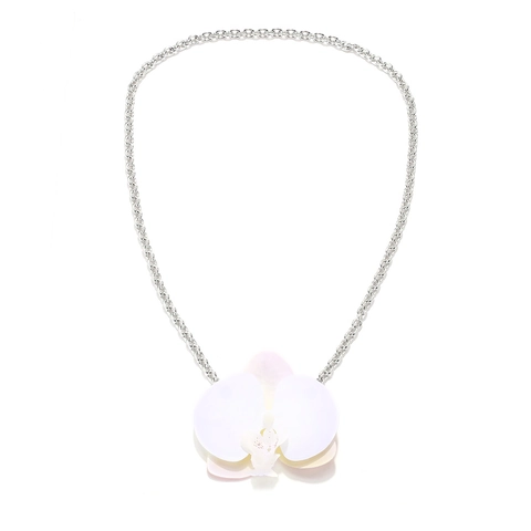 Realistic Orchid Flower Pendant Necklace Alloy Long Chain Women Vacation Pastoral Style Jewelry Floral Accessory