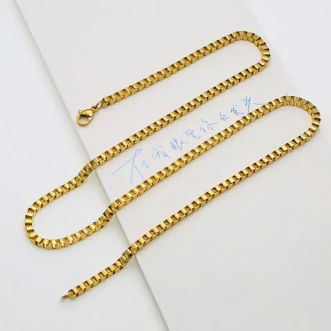 Collana Catena Box Acciaio Inossidabile Titanio Placcato Oro 18K Gioielli Geometrici Minimalisti Donne Uomini
