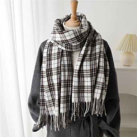 Women Plaid Cashmere-Like Scarf Warm Winter Shawl With Fringe Elegant Checkered Wraps Fashion Versatile Neck Scarf Gift