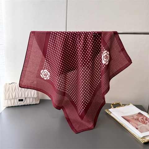 Foulard Carré Élégant Rétro Français Imitation Satin Polyester À Pois Imprimé Fleur Camélia Accessoire Mode Pour Femmes
