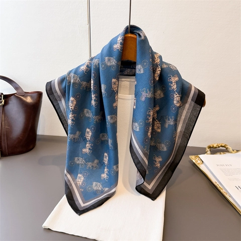 Elegante Foulard Quadrato In Poliere Trama Spina Di Pesce Stampe Vintage Carrozza Cavallo Geometrico Moda