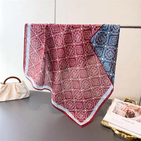 Elegante Sciarpa Quadrata Poliestere Effetto Raso Stampa Leopardata Motivo Auspicato Cinese Doppia Faccia Moda Bandana Sciarpa Da Collo Donna