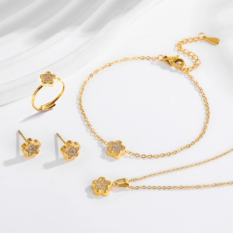 Set di Gioielli a Fiore in Acciaio Inossidabile di Lusso Francese per Donna Collana Bracciale Anello Regolabile Orecchini Placcati Oro 18K