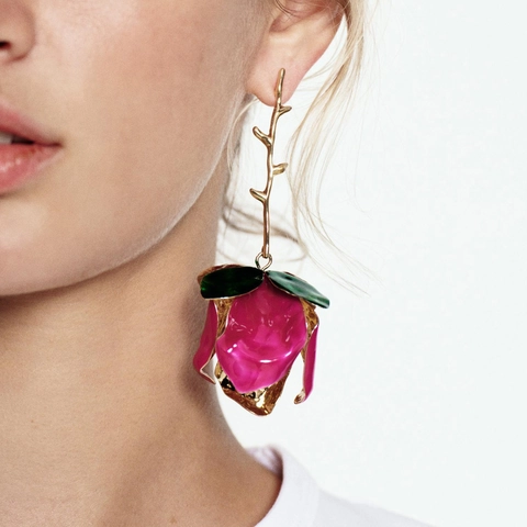 Vintage 3D Rose Flower Drop Earrings With Golden Branch Zinc Alloy Enamel Dangle For Women Artistic Luxury