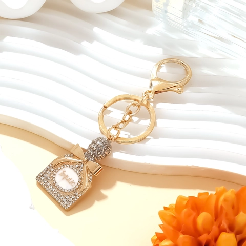 Tequila Flasche Schlüsselanhänger Gold Legierung Strass Emaille Anhänger Tasche Zubehör Für Damen