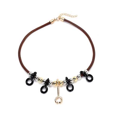Geometrische Runde Anhänger Halskette PU Lederseil Zinklegierung Perlen Retro Boho Stil Handgemachte Choker Für Damen