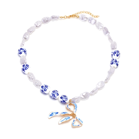 Collana Elegante Con Pendente A Fiocco Stile Porcellana Blu E Bianca Künstliche Perle Imitazione Irregolari Ceramica Per Donna