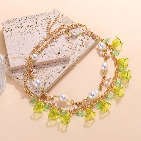 Doppelschichtige Halskette Legierung Harz Maiglöckchen Blume Anhänger Imitation Künstliche Perle Floral Blatt Schmuck Süße Sommer Mode Frauen