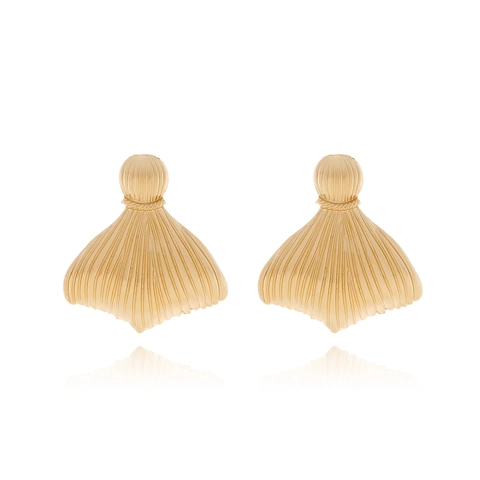 Vintage Fächerförmige Plissierte Hängeohrringe Für Damen Zinklegierung Mit Edelstahl Ohrstecker Retro Gold Textur
