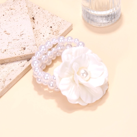 Elegante Bracciale Di Künstliche Perle Imitazione Fiore Di Camelia Multistrato Elastico In Tessuto Corsage Da Polso Per Donne Matrimonio Vacanze