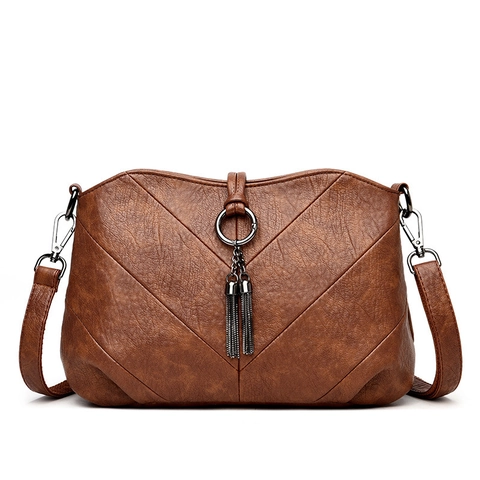 Damen Umhängetasche Schultertasche PU Leder Litchi Textur V-Förmig Gesteppt Chevron Quaste Metallring Vintage Lässig Tasche
