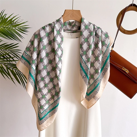 Elegante Sciarpa Quadrata In Raso Sintetica Stampa A Catena Geometrica Motivo A Spina Di Pesce Retrò Scialle Versatile Da Donna