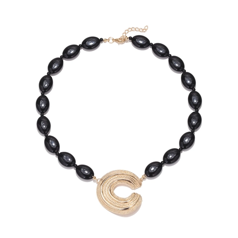Retro Beaded Necklace Alloy Large C Pendant Resin Oval Beads Exaggerated Fashion Statement Jewelry For Women Elegant