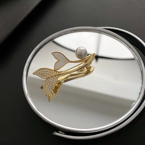 Elegant Fishtail Brooch With Artificial Pearl Shell And Zircon Inlaid Gold Plated Copper For Women Suit Shirt Accessory