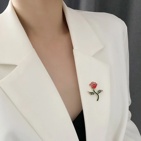 Spilla In Smalto Rosa Rossa Pin Gioielli In Rame Retrò Per Donna Accessorio Per Decorazione Risvolto Abito Da Donna