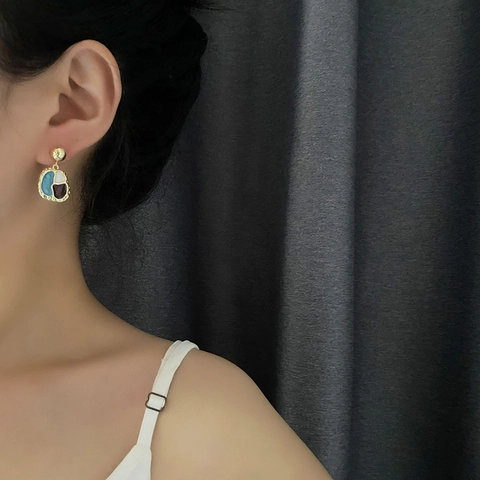 Irregular Enamel Drop Earrings French Retro Gold Color Alloy With 925 Sterling Silver Earring Post Elegant For Women