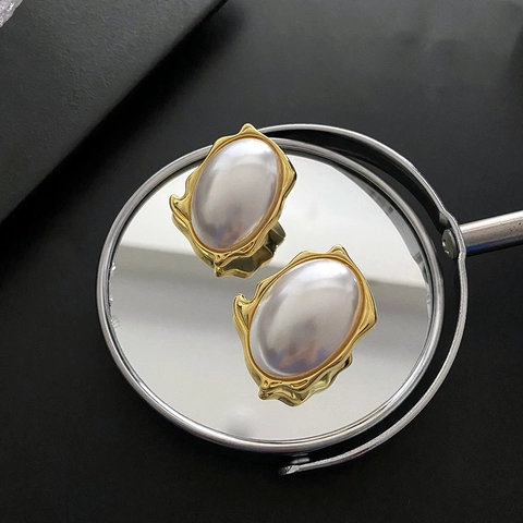 Vintage French Style Copper Stud Earrings With Stainless Steel Earring Post Oval Faux Artificial Pearl Elegant Retro Luxury Women
