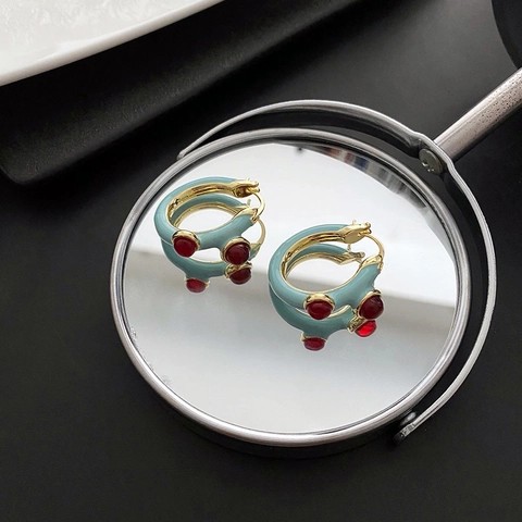 Vintage Contrast Kleur Hoop Oorbellen Voor Vrouwen Lichtblauw Email En Rode Kraal Inzet Koper Retro Geometrische Sieraden