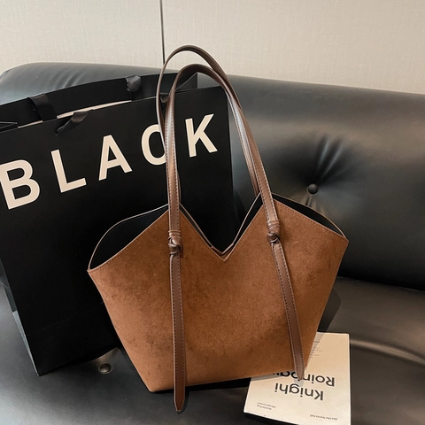 Grande Borsa Tote E Piccola Pochette Taglio A V Pelle PU Smerigliata Tracolla Con Nodo Retro Minimalista Donna