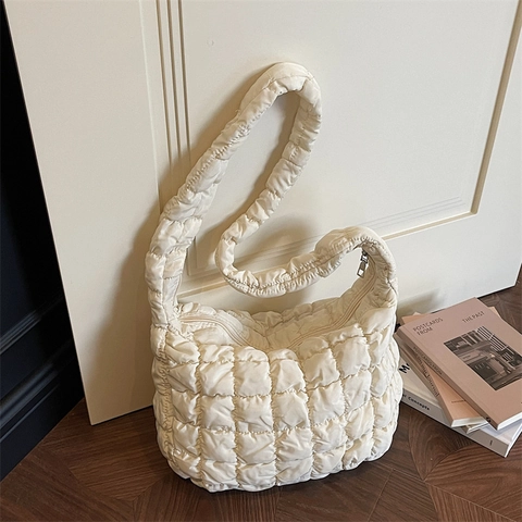 Women Quilted Padded Shoulder Bag Puffy Cloud Hobo Nylon Lightweight Bubble Texture Zipper Handbag