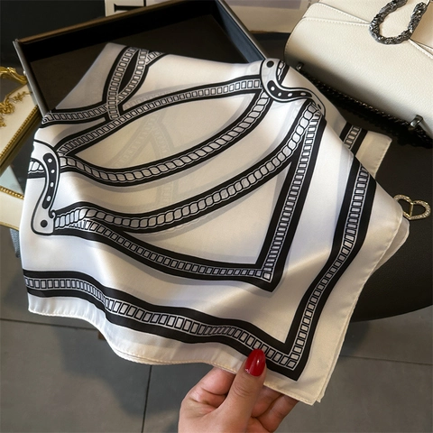 Foulard Quadrato In Satin Di Lusso Francese Elegante Stampa A Catena Geometrica Sciarpa Da Donna Chic Sensazione Di Raso