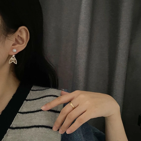 Elegant Fishtail Drop Earrings With 925 Sterling Silver Earring Post Copper Gold Plated Mermaid Artificial Pearl Zircon For Women