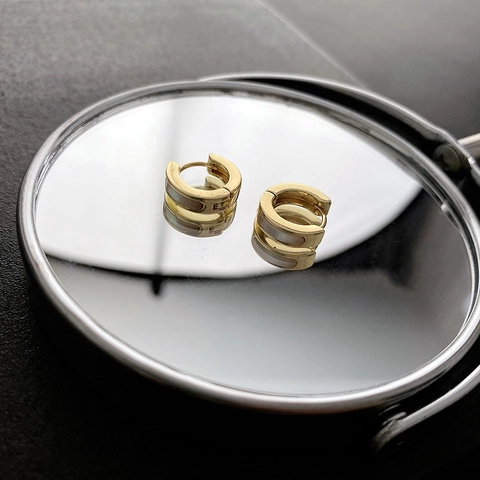 Gold Plated Copper Huggie Hoop Earrings With Shell Inlay Geometric Minimalist Elegant Fashion Jewelry For Women