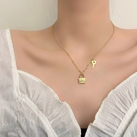 Collana E Bracciale In Acciaio Inossidabile Da Donna Ciondolo Chiave Lucchetto Inciso LOVE Placcato Oro Gioielli Minimalisti