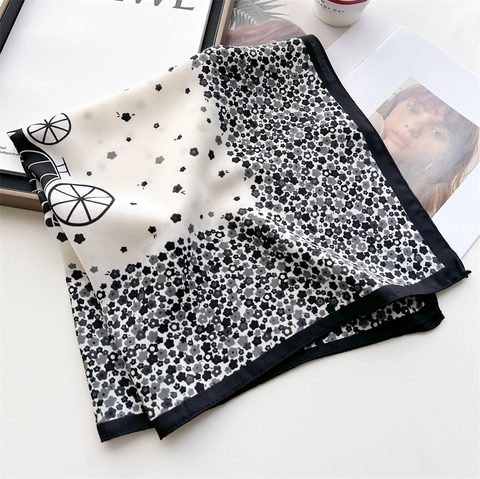 Sciarpa Quadrata Floreale In Finta Raso Collo Testa Fazzoletto Stampa Carrozza Retro Elegante Twill Satin Avvolgere Per Donne