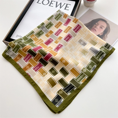Women Square Scarf Polyester Satin Like Satin Geometric Letter Print Vintage Retro Bandana Elegant Hair Head Accessory